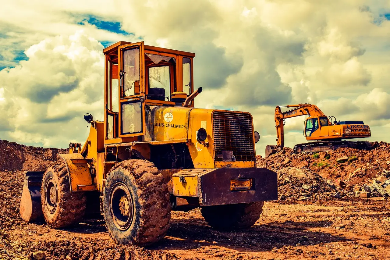 Kenya receives second shipment of heavy machinery for Dangote’s planned East African refinery - Business Insider Africa